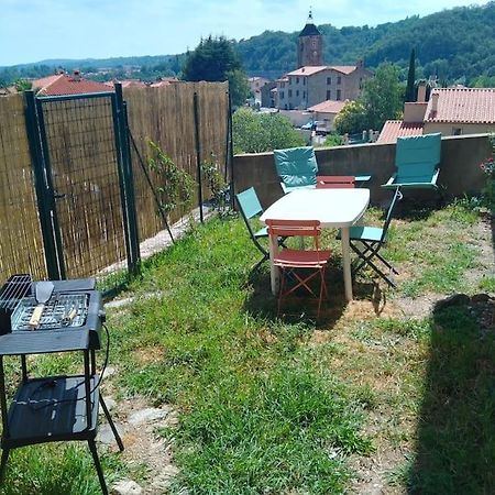 Maison 4 Pers Avec Jardin Au Pied Des Montagnes Ria Екстер'єр фото